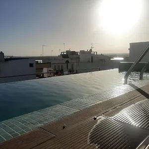 https://luxury-apartamentos-dona-bella.es-andalucia.com